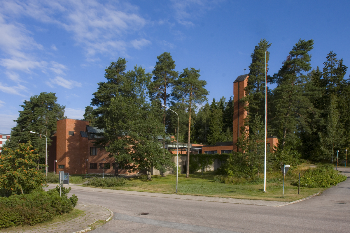 S:t Karins kyrka och församlingscentrum.