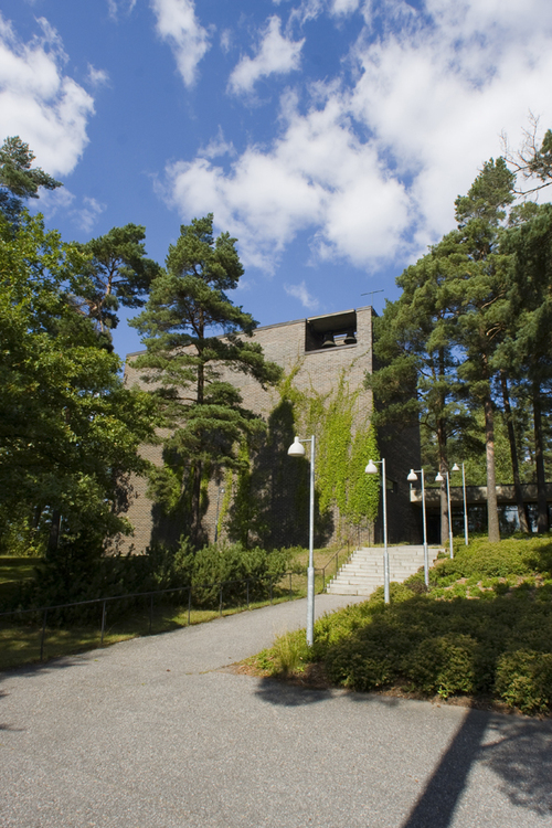Pallivaha kyrka och församlingscentrum Pallivaha kyrka och församlingscentrum